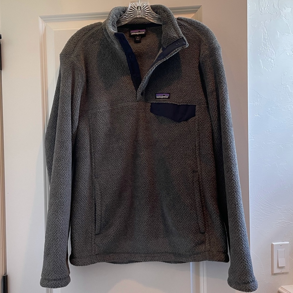 Patagonia Pullover w/ Snaps